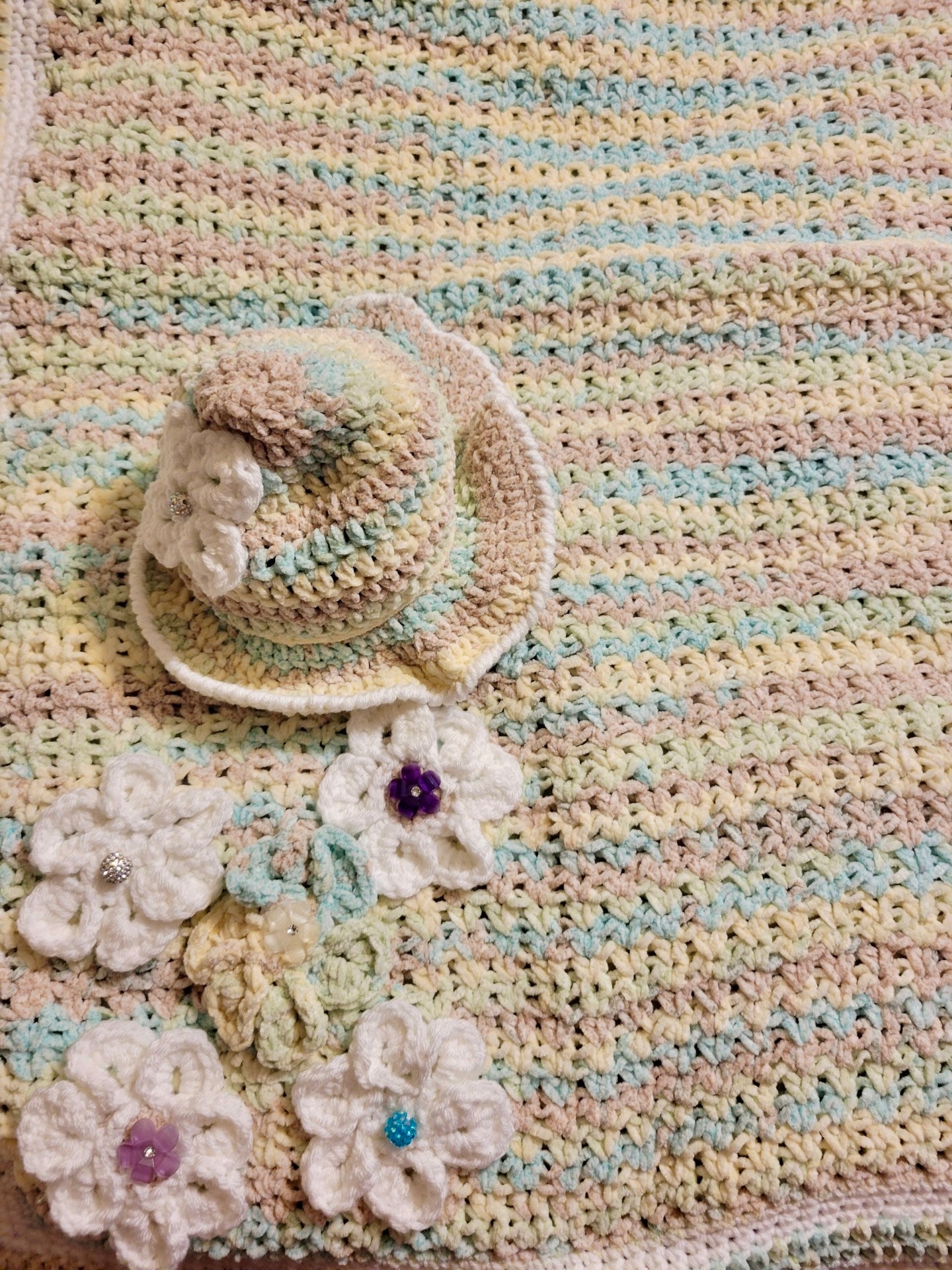 Later Gater Baby Blanket with matching hat